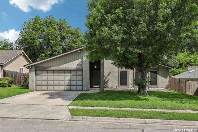 Homes For Sale - 7409 Oak Marsh St<br/> Live Oak, TX 78233
