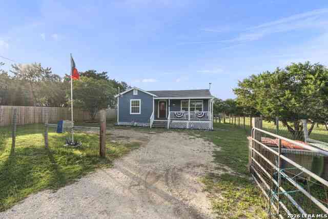 Homes For Sale - 1283 Rocky Creek Dr<br/> Canyon Lake, TX 78133