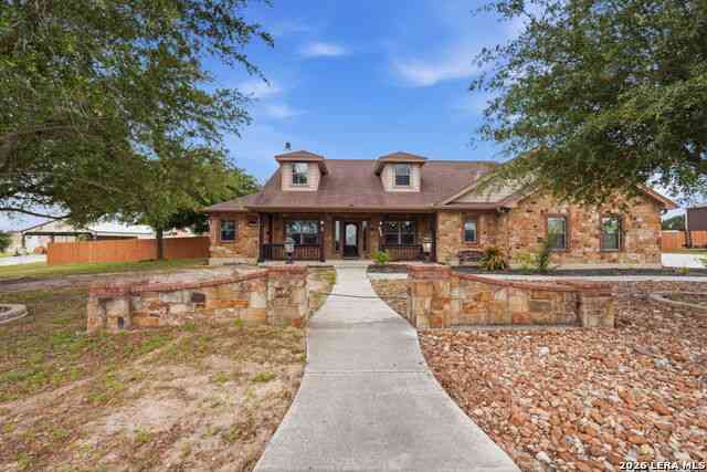 Homes For Sale - 117 Vintage Run<br/> La Vernia, TX 78121