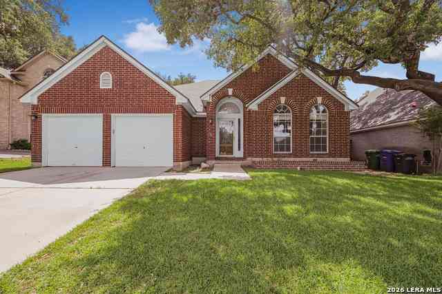 Homes For Sale - 11 Bedford Oaks<br/> San Antonio, TX 78254