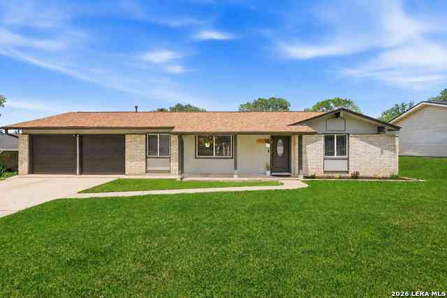 Homes For Sale - 12902 Lone Shadow Trail<br/> Live Oak, TX 78233