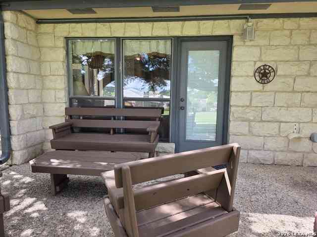 Townhouse For Sale - 220 Riverhill Club Ln #4<br/> Kerrville, TX 78028