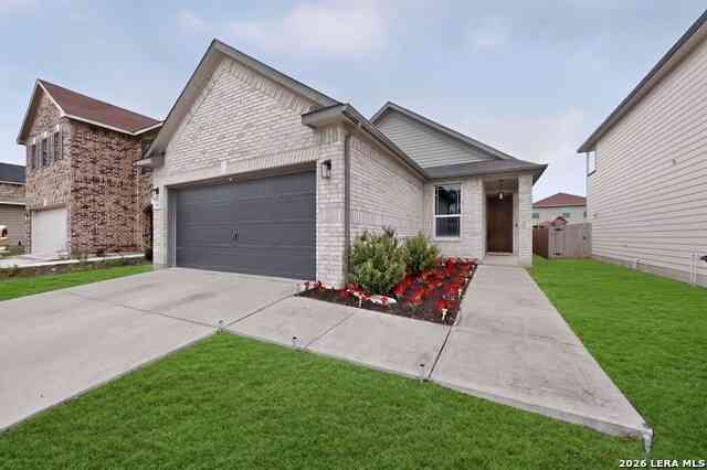 Homes For Sale - 347 Deer Crest<br/> New Braunfels, TX 78130
