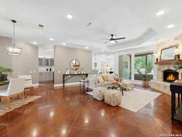 Homes For Sale - 20 Laurel Trl<br/> New Braunfels, TX 78130