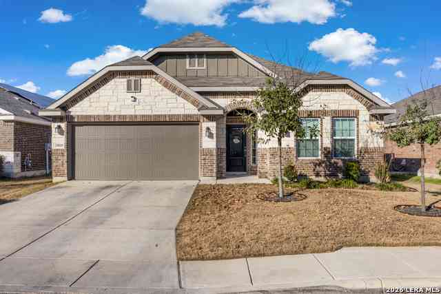 Homes For Sale - 15019 Hama Wheel Trl<br/> Bexar County, San Antonio, TX 78254