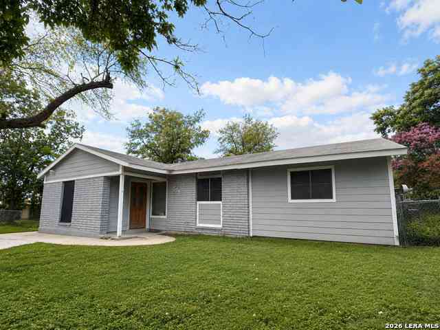 Homes For Sale - 511 Barbuda St<br/> Bexar County, San Antonio, TX 78227