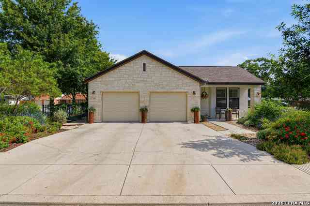 Homes For Sale - 1728 Nordberg<br/> Seguin, TX 78155