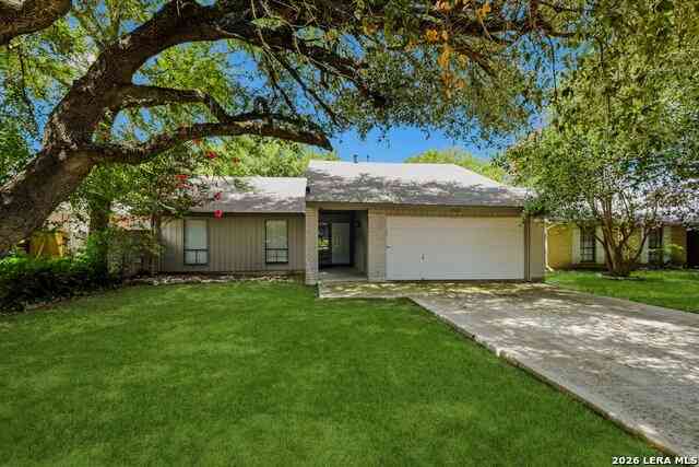 Homes For Sale - 4622 La Marquesa St<br/> San Antonio, TX 78233