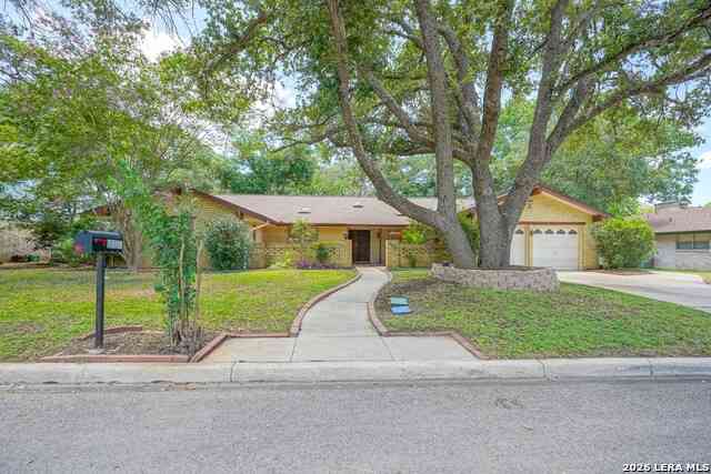 Homes For Sale - 5645 Parkcrest Dr<br/> Bexar County, Windcrest, TX 78239