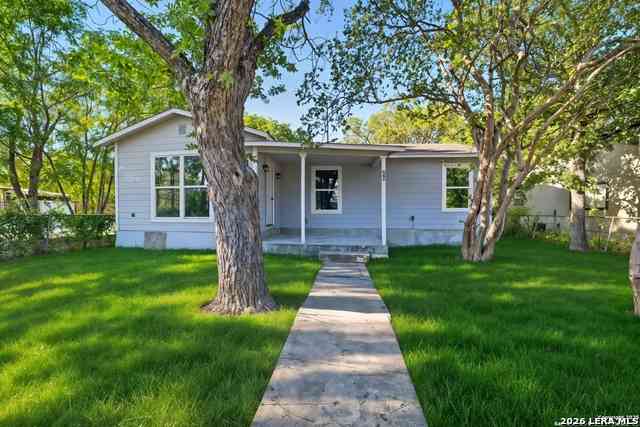 Homes For Sale - 835 Aaron Pl<br/> Bexar County, San Antonio, TX 78221