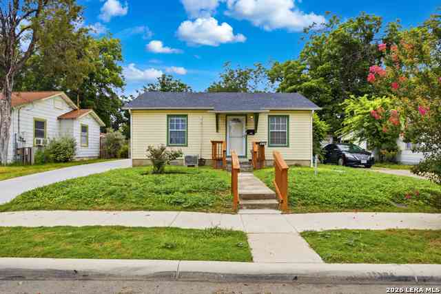Homes For Sale - 410 Carroll St<br/> Bexar County, San Antonio, TX 78225