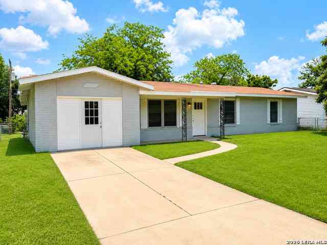 Homes For Sale - 5115 Coral Mist St<br/> Bexar County, Kirby, TX 78219