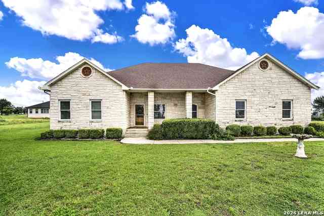 Homes For Sale - 174 Edgewood<br/> Bandera, TX 78003