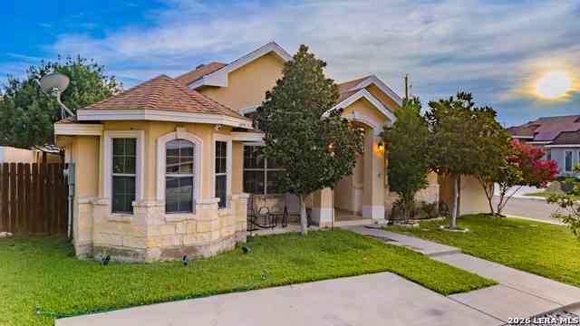 Homes For Sale - 2713 Stone Trail<br/> Eagle Pass, TX 78852