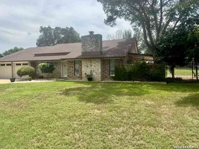Homes For Sale - 407 Marymont<br/> New Braunfels, TX 78130