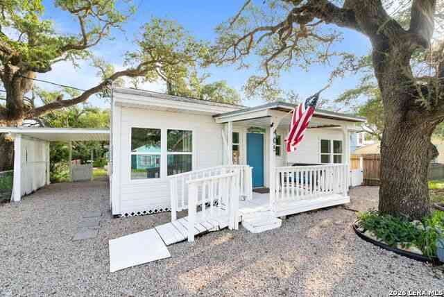 Homes For Sale - 405 Broadway St<br/> Aransas County, Fulton, TX 78358