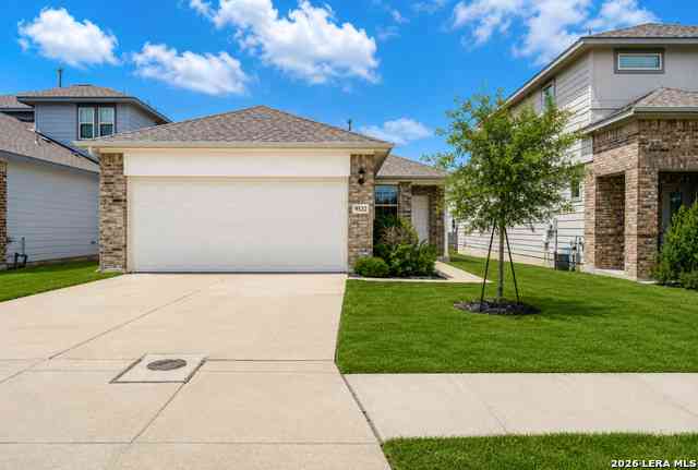 Homes For Sale - 9532 Griffith Run<br/> Converse, TX 78109