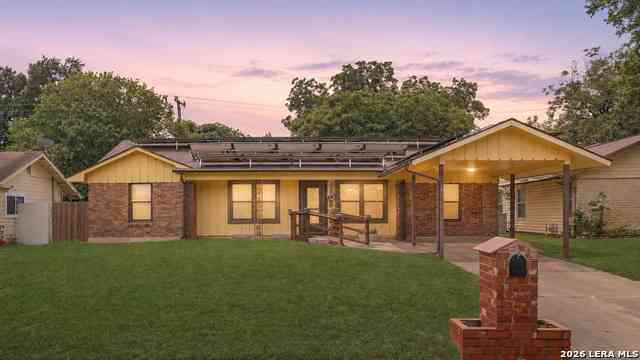 Homes For Sale - 105 Scott Ave<br/> Universal City, TX 78148