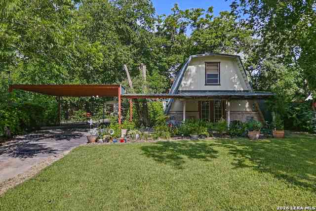 Homes For Sale - 898 Buerger Ln<br/> Seguin, TX 78155