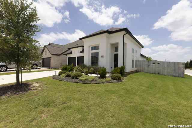 Homes For Sale - 667 Arroyo Sierra<br/> New Braunfels, TX 78130