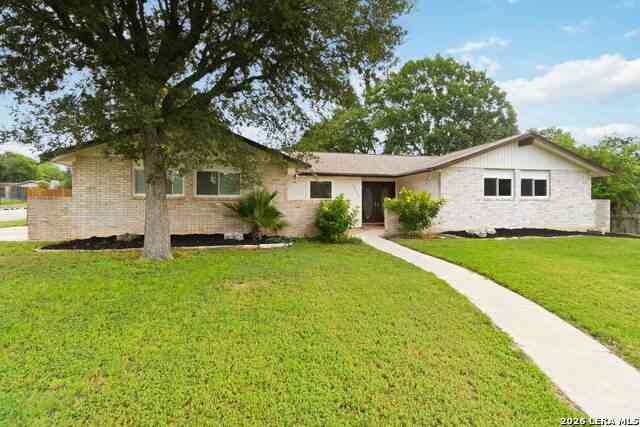Homes For Sale - 13638 Oak Breeze<br/> Universal City, TX 78148