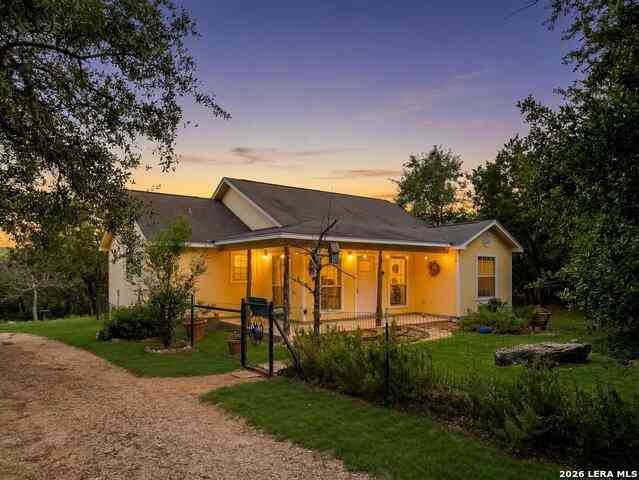 Homes For Sale - 2765 Rocky Ridge Loop<br/> Canyon Lake, TX 78133