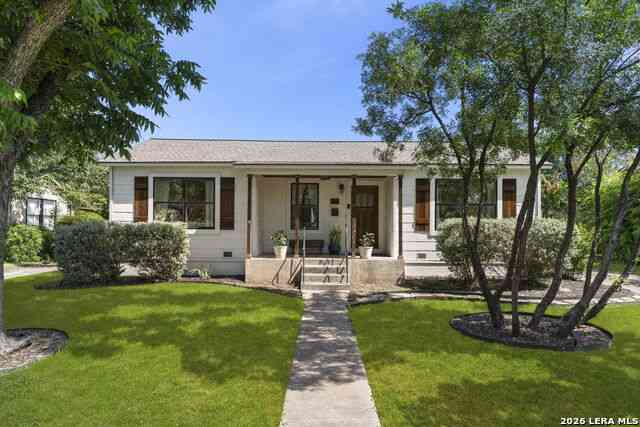 Homes For Sale - 115 Harmon<br/> San Antonio, TX 78209