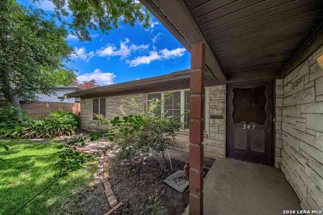 Homes For Sale - 247 Tophill<br/> San Antonio, TX 78209