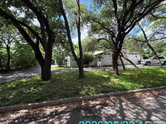 Homes For Sale - 206 Shalimar<br/> Castle Hills, TX 78213