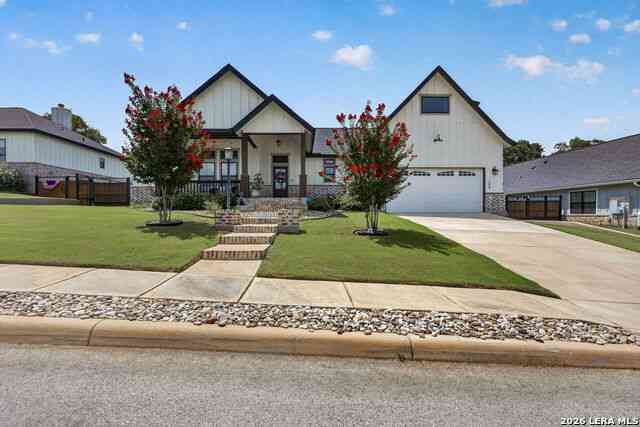 Homes For Sale - 109 Bayberry Ct<br/> La Vernia, TX 78121