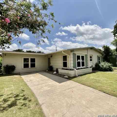 Homes For Sale - 107 Shropshire Dr<br/> Bexar County, San Antonio, TX 78217