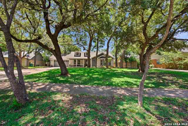 Homes For Sale - 109 Cibolo Crossing Dr<br/> Boerne, TX 78006