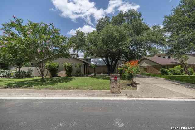 Homes For Sale - 2927 Quail Oak St<br/> San Antonio, TX 78232