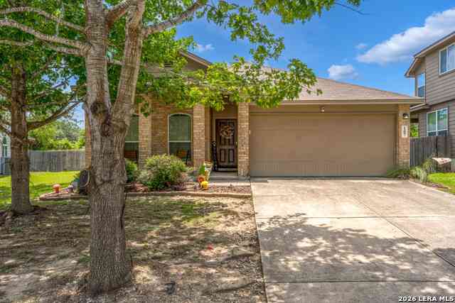 Homes For Sale - 107 Finch Knl<br/> Medina County, San Antonio, TX 78253