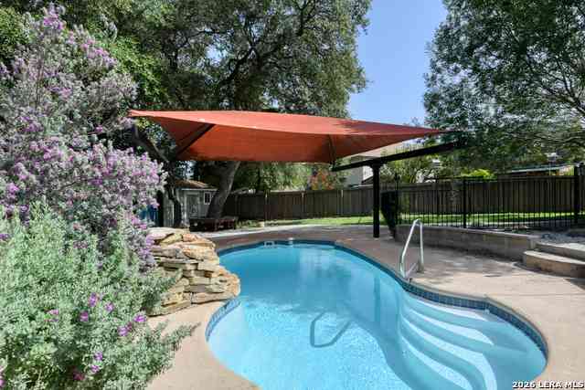 Homes For Sale - 406 Terra Cotta<br/> San Antonio, TX 78253
