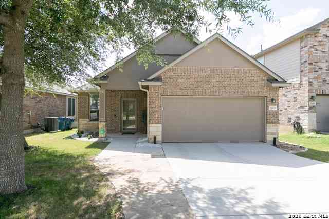 Homes For Sale - 22439 Akin Fawn<br/> San Antonio, TX 78261