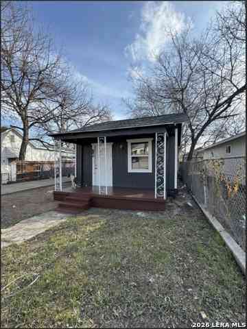 Homes For Sale - 142 Eddie Wessley St<br/> San Antonio, TX 78207