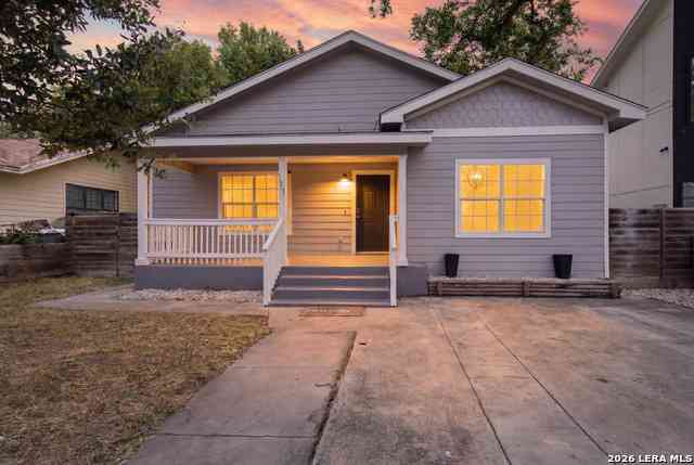Homes For Sale - 117 Fairview Ave<br/> San Antonio, TX 78223