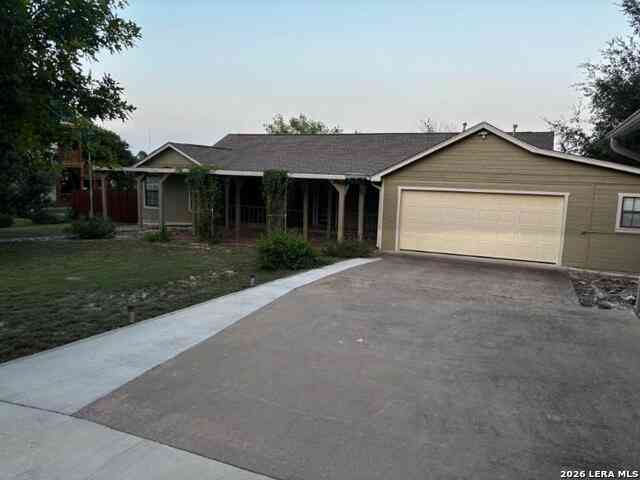 Homes For Sale - 625 Second St<br/> Comfort, TX 78013