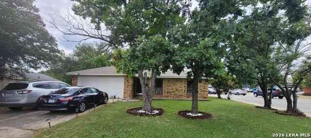Homes For Sale - 8901 Timber Cut<br/> Bexar County, San Antonio, TX 78250