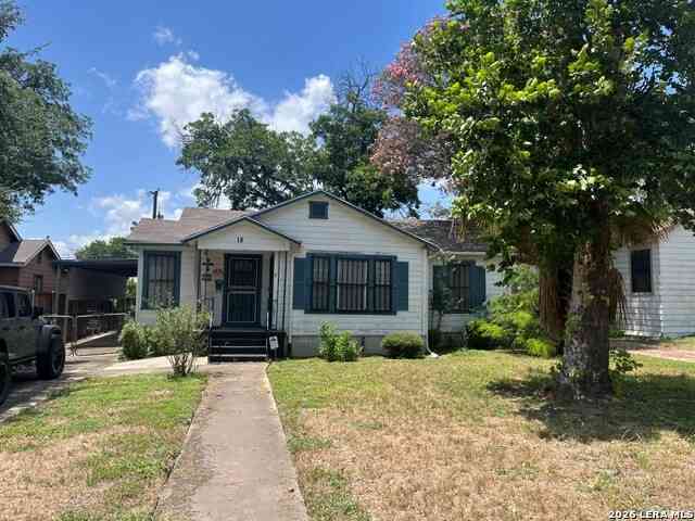 Homes For Sale - 18 Rosemont Dr<br/> San Antonio, TX 78201