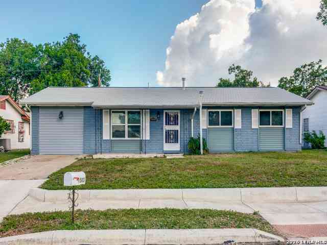 Homes For Sale - 1503 W Ackard<br/> San Antonio, TX 78224