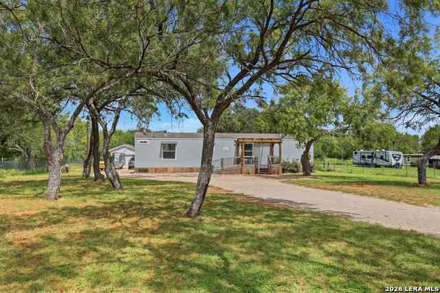 Mobile Home For Sale - 3089 Rakowitz Rd<br/> Bexar County, Adkins, TX 78101