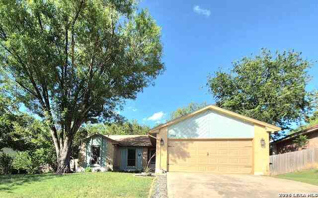 Homes For Sale - 4908 Timber Trace St<br/> San Antonio, TX 78250