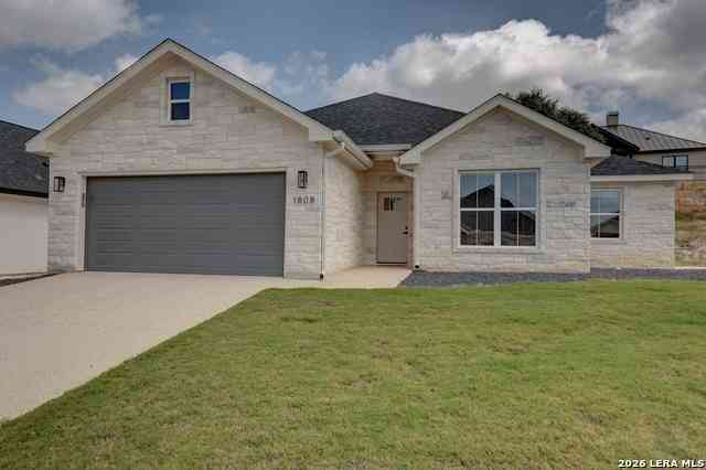 Homes For Sale - 1808 Chateau Ln N<br/> Kerrville, TX 78028