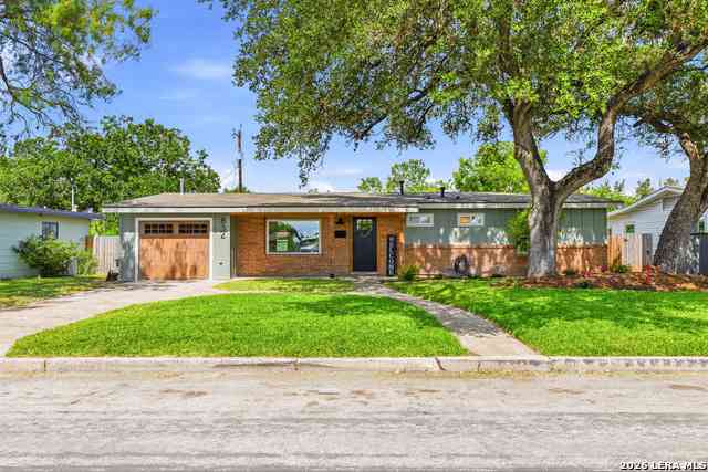 Homes For Sale - 834 Chevy Chase<br/> San Antonio, TX 78209