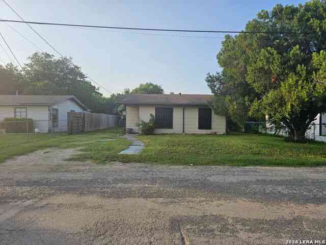 Homes For Sale - 271 Wahrmund Ct<br/> San Antonio, TX 78220