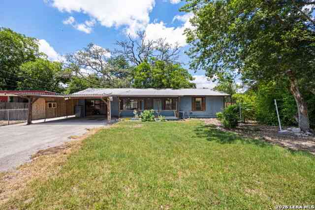 Homes For Sale - 2099 Blueridge Dr<br/> Canyon Lake, TX 78133