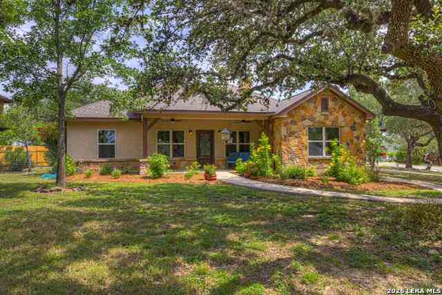 Homes For Sale - 737 La Paloma Dr<br/> Canyon Lake, TX 78133