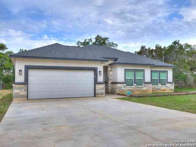Homes For Sale - 656 Fawn Dr<br/> Spring Branch, TX 78070